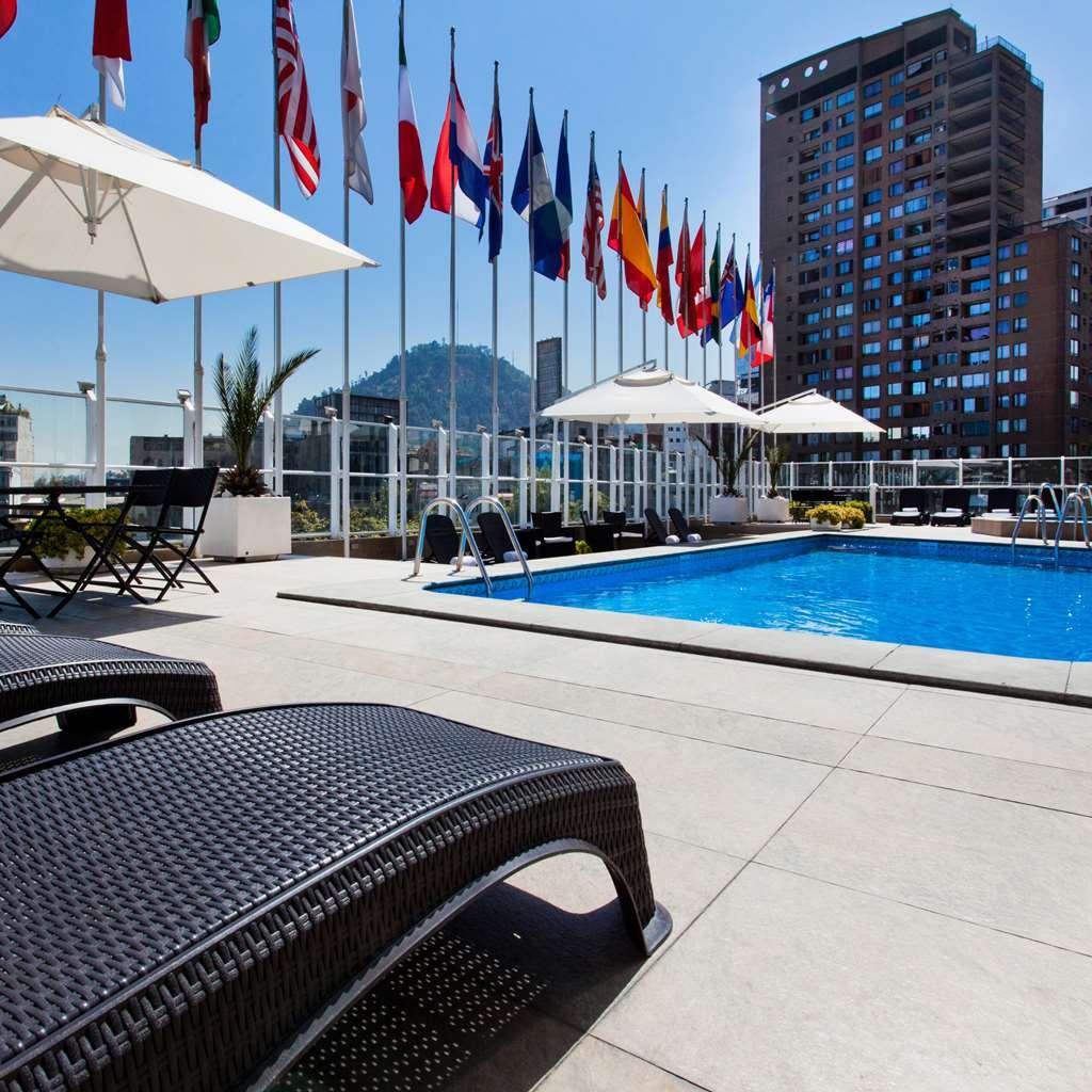Hotel Plaza Сантьяго Зручності фото