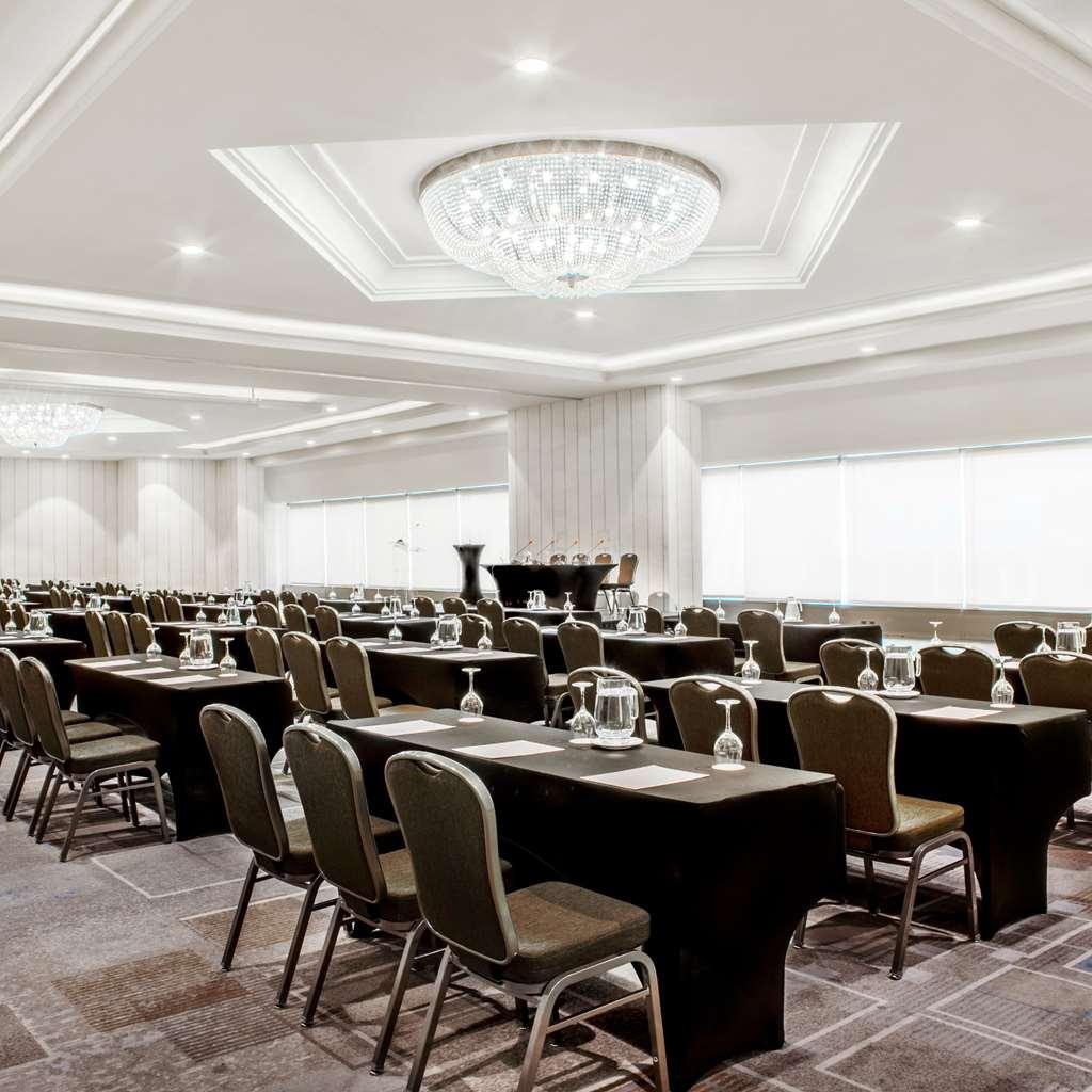 Hotel Plaza Сантьяго Зручності фото